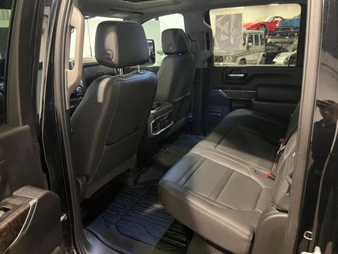 Used 2020 GMC Sierra 2500 Denali w/ Denali Ultimate Package AWD/4WD image 29