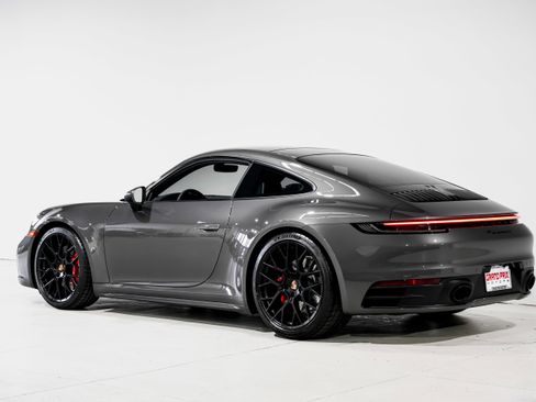 Used 2024 Porsche 911 Carrera S RWD image 8