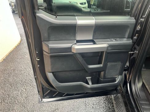 Used 2016 Ford F150 XLT w/ Equipment Group 302A Luxury AWD/4WD image 29