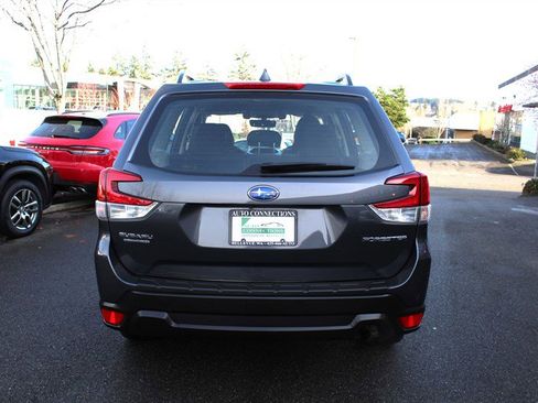 Used 2020 Subaru Forester w/ Popular Package #1 image 4