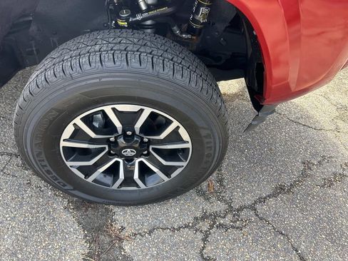 Used 2023 Toyota Tacoma TRD Sport w/ TRD Premium Sport Package image 9