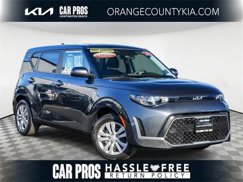 Certified 2023 Kia Soul LX image 1