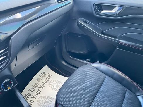 Used 2023 Ford Escape ST-Line Select image 15