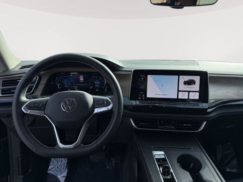 New 2026 Volkswagen Atlas SE image 12