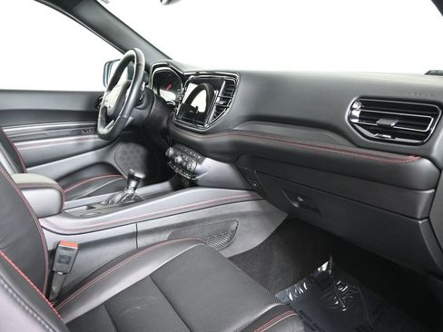 Used 2025 Dodge Durango GT AWD/4WD image 15