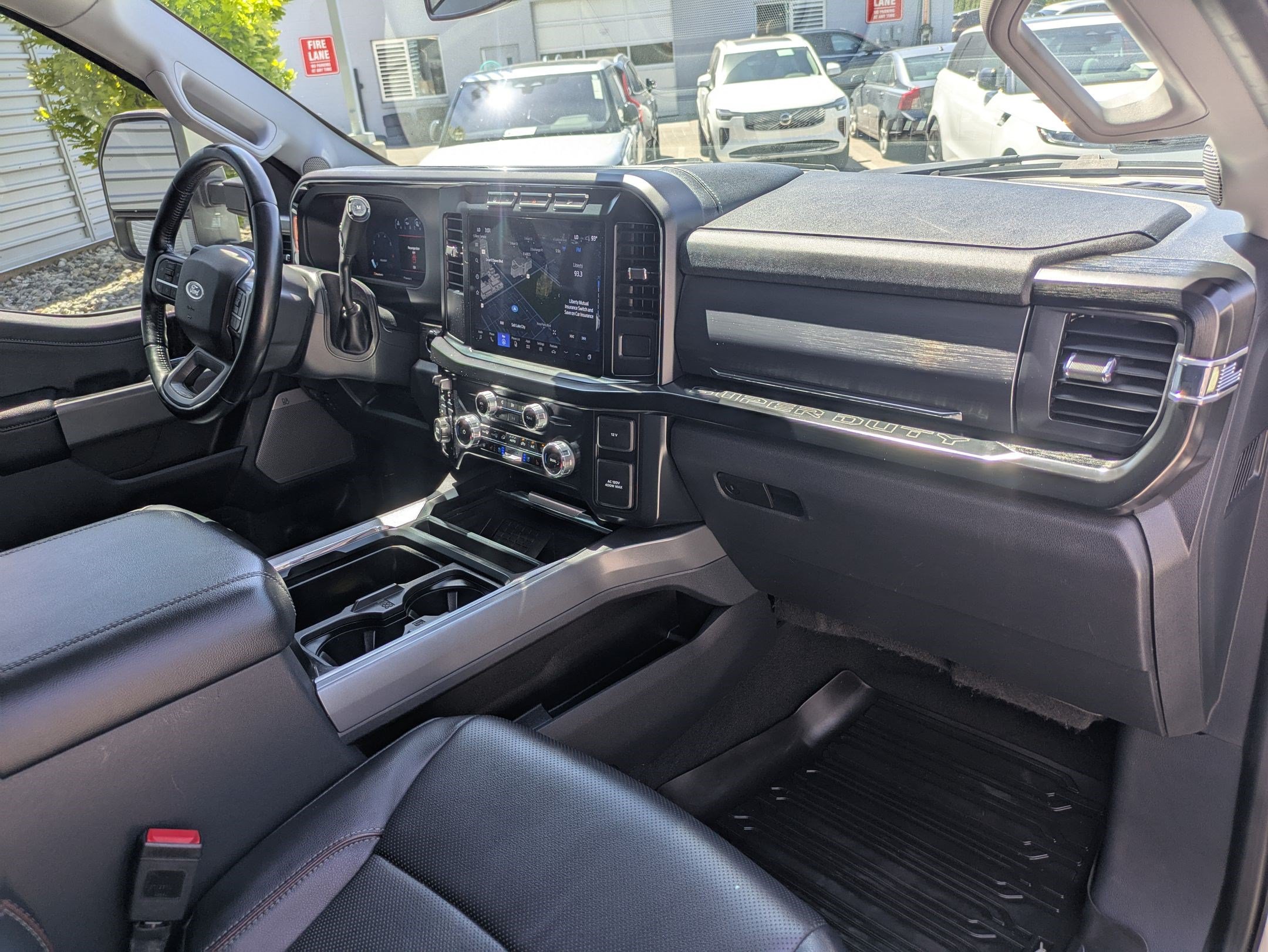 Used 2023 Ford F350 Lariat w/ Camper Package AWD/4WD image 33