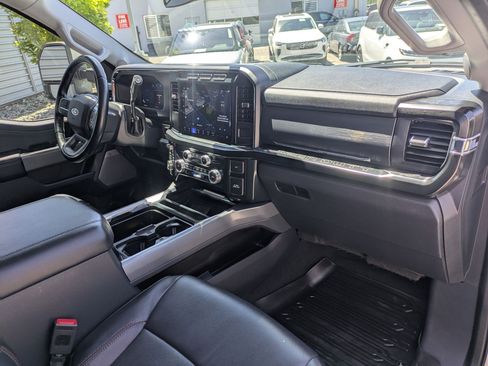 Used 2023 Ford F350 Lariat w/ Camper Package AWD/4WD image 33