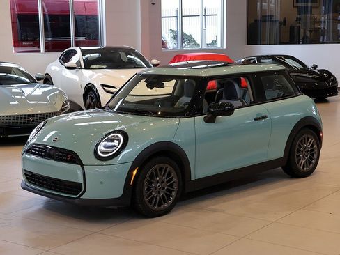 Used 2025 MINI Cooper S image 17