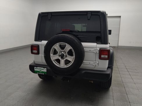 Used 2018 Jeep Wrangler Unlimited Sport S AWD/4WD image 7