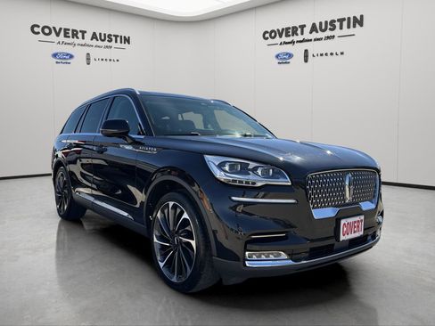 Used 2020 Lincoln Aviator Reserve w/ Equipment Group 202A image 7