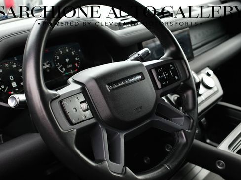 Used 2022 Land Rover Defender 90 X-Dynamic S image 18