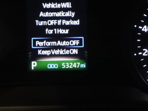 Used 2024 Toyota Sienna XLE image 36