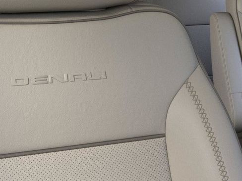 New 2026 GMC Yukon XL Denali AWD/4WD image 21