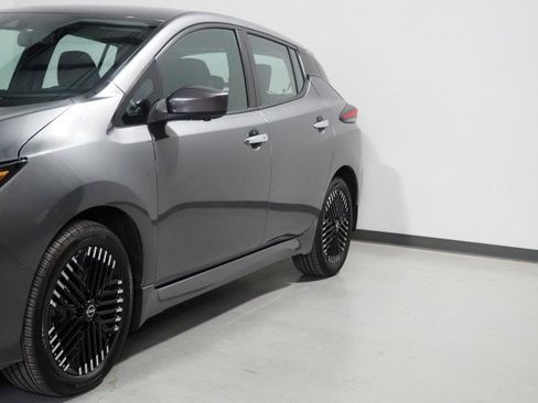 Used 2024 Nissan Leaf SV Plus image 48