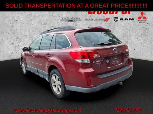 Used 2013 Subaru Outback 3.6R Limited w/ Moonroof Pkg AWD/4WD image 3