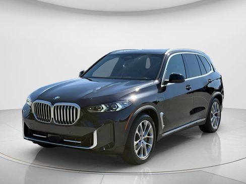Used 2026 BMW X5 xDrive50e w/ Premium Package AWD/4WD image 1
