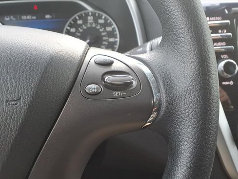 Used 2022 Nissan Murano S image 17