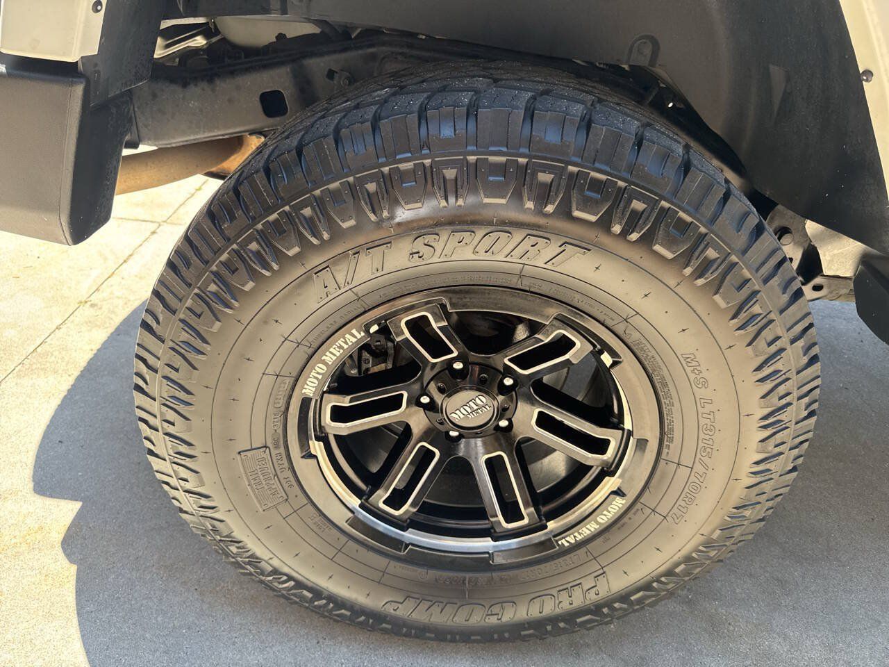 Used 2015 Jeep Wrangler Unlimited Sahara AWD/4WD image 28