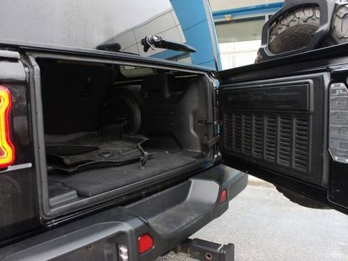 Used 2021 Jeep Wrangler Unlimited Rubicon w/ Dual Top Group image 22