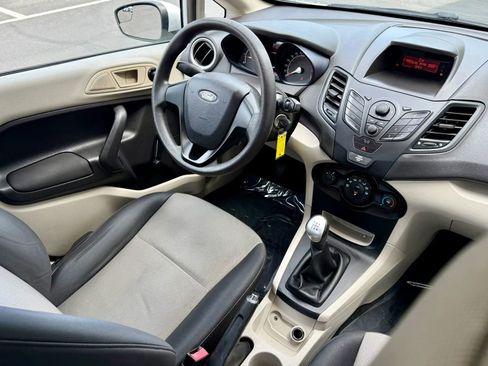 Used 2012 Ford Fiesta S FWD image 10