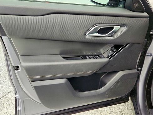 Used 2021 Land Rover Range Rover Velar S image 11