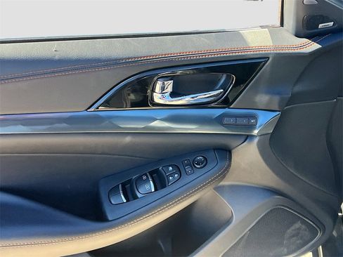 Used 2023 Nissan Maxima SR w/ Sport Mat Group image 18