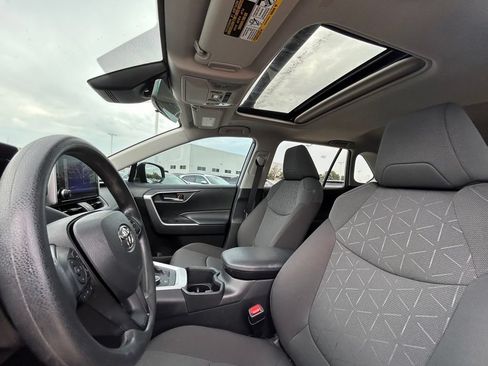 Used 2024 Toyota RAV4 XLE w/ Convenience Package AWD/4WD image 12