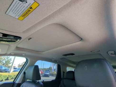 Used 2023 Hyundai Palisade Limited image 21