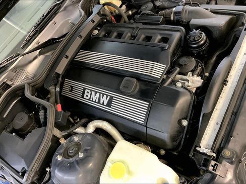 Used 2002 BMW Z3 2.5i RWD image 30