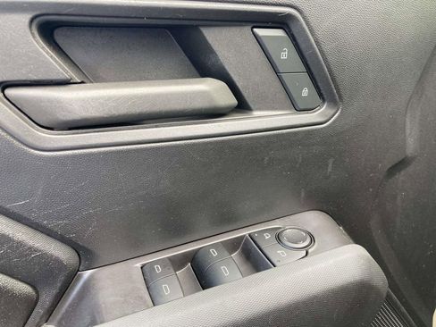 Used 2023 Chevrolet Colorado W/T image 17