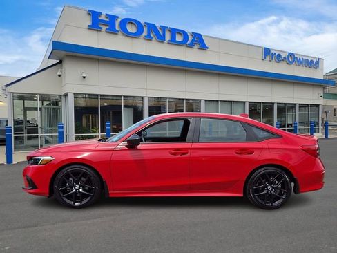Used 2023 Honda Civic Sport image 7