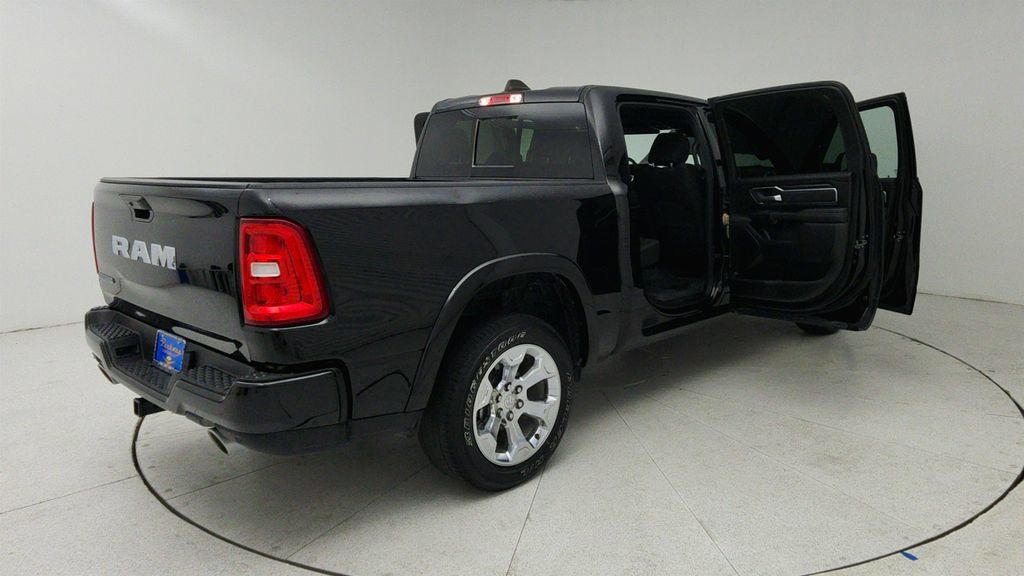 Used 2025 RAM 1500 Big Horn RWD image 12