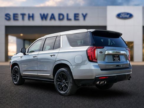 Used 2023 GMC Yukon Denali AWD/4WD image 5