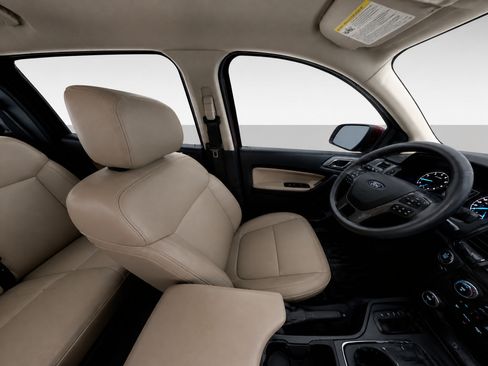 Used 2023 Ford Ranger Lariat RWD image 10