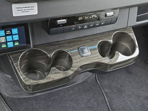 New 2024 Mercedes-Benz Sprinter 3500 image 31