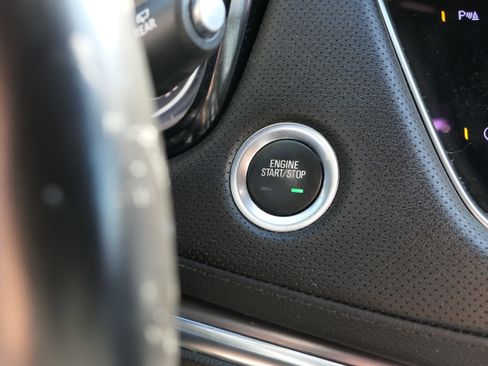 Certified 2022 Cadillac XT5 Luxury image 17