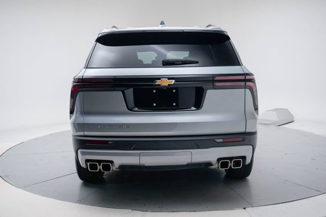 Used 2026 Chevrolet Traverse LT AWD/4WD image 4