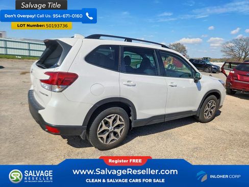 Used 2021 Subaru Forester Premium AWD/4WD image 4