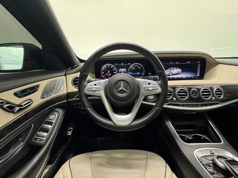 Used 2020 Mercedes-Benz S 560 Sedan image 21