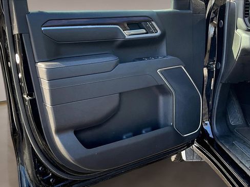 Used 2025 GMC Sierra 1500 SLT image 21