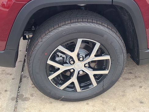 New 2025 Jeep Grand Cherokee Limited w/ Luxury Tech Group II image 5