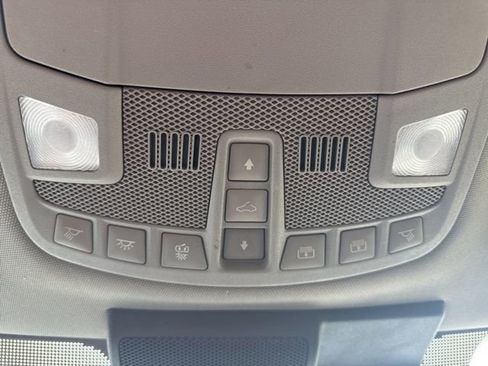 Used 2018 Ford F150 Lariat w/ Equipment Group 502A Luxury AWD/4WD image 29