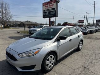 Used 2015 Ford Focus S image 1