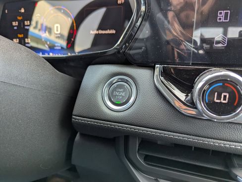 New 2025 Chevrolet Colorado LT w/ LT Convenience Package image 17