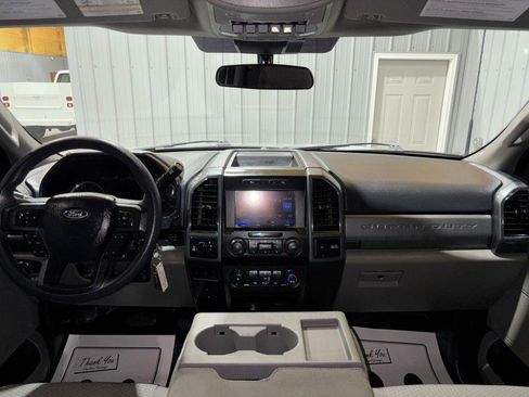 Used 2022 Ford F250 XLT w/ XLT Value Package image 17