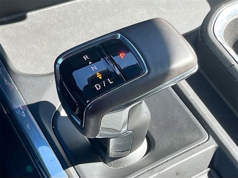 Used 2023 GMC Sierra 1500 SLT w/ SLT Premium Package image 17