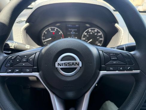 Used 2022 Nissan Altima 2.5 S FWD image 8