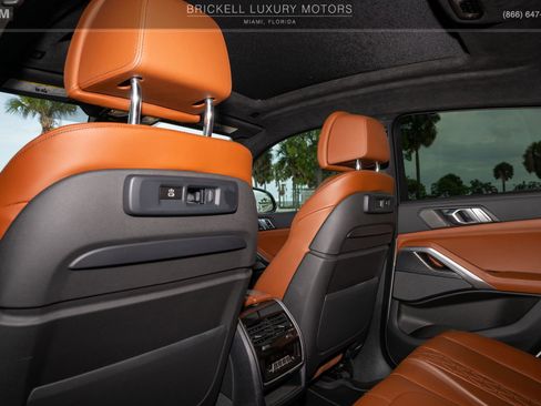 Used 2022 BMW X6 M50i w/ Executive Package AWD/4WD image 18