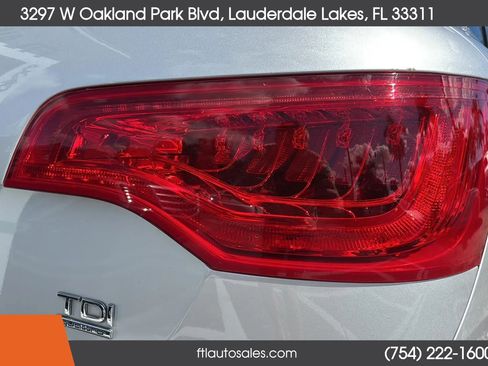 Used 2015 Audi Q7 TDI Prestige w/ Prestige Package image 14