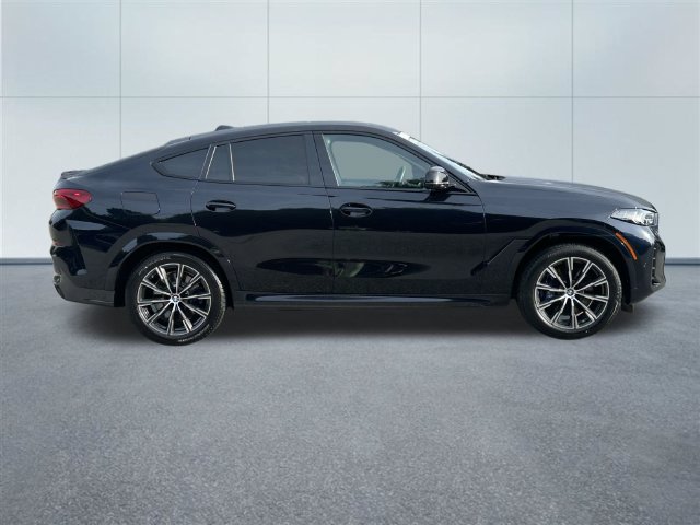 Used 2025 BMW X6 M60i w/ Dynamic Handling Package AWD/4WD image 5